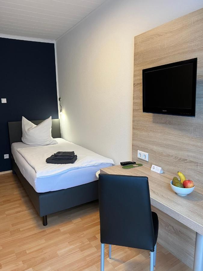 Hotel Monopol ฮิลเดน ภายนอก รูปภาพ